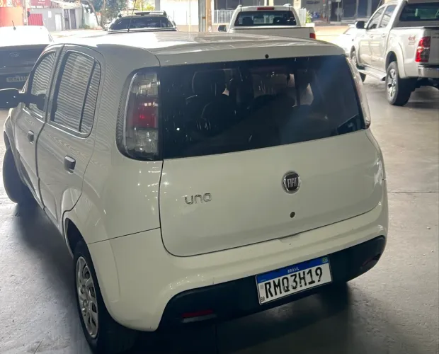 Fiat Uno Attractive 1.0 EVO Fire Flex 8V 5P 2021