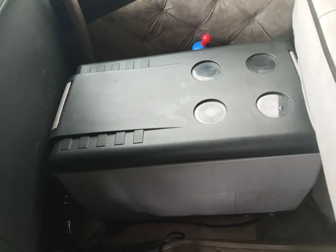Geladeira automotivo e rádio px