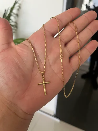 Corrente maciça Ouro 18k com pingente