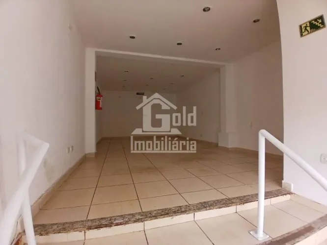 Salão para locação com 40m² no bairro Jardim Paulista na principal rua.