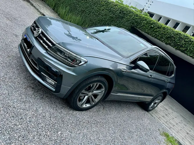 Volkswagen Tiguan Allspac R-line 350 TSI 2.0 4X4 2021
