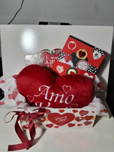 Presentes personalizados kits e cestas 