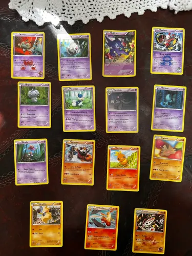 ?Vendo lote com 15 cartas Pokémon originais