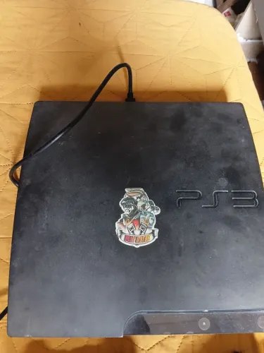 Vendo ps3 retirada de peças 