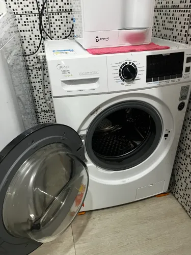 Máquina lava/seca midea com defeito