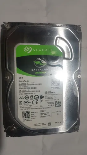 HD Seagate Barracuda ST1000DM010