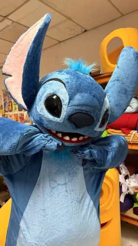 Mickey + Stitch Mascotes premium