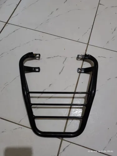Suporte pra baú moto