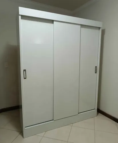 Guarda roupas ( USADO)entrega e montagem grátis