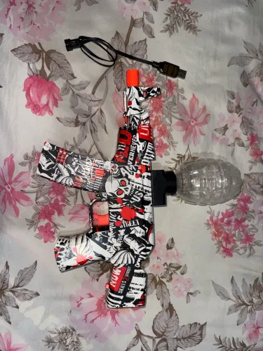 Lançadora de Gel Vermelha excelente estado 