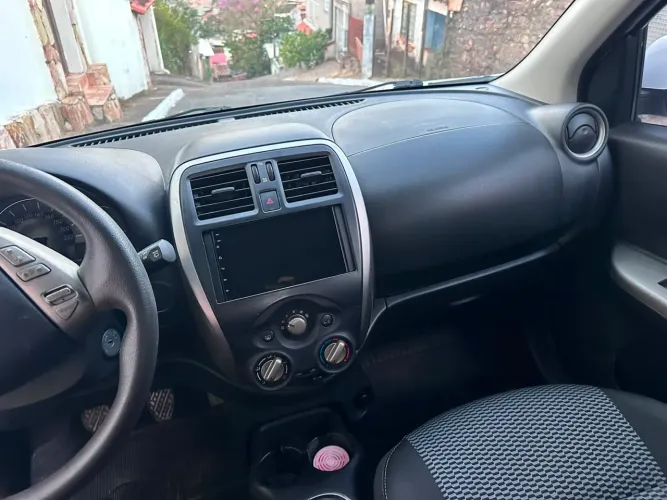 Nissan March SV 1.6 16V Flex Fuel 2016