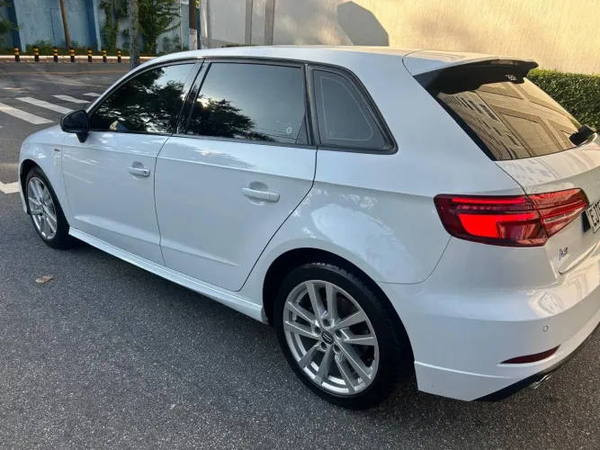 Audi A3 Sportb. Prestige Plus 1.4 TFSI S-tron 2020