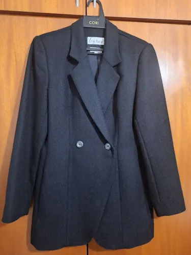 Blaser em lá preto