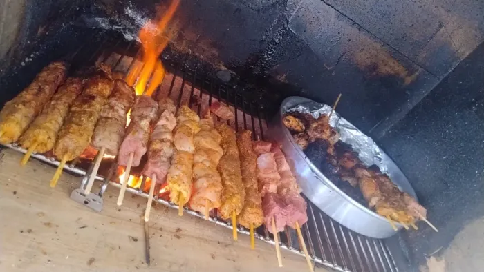 Churrasqueiro eventos ORÇAMENTO SOMENTE(71)9 _2_7_4_8-1_6_0_5