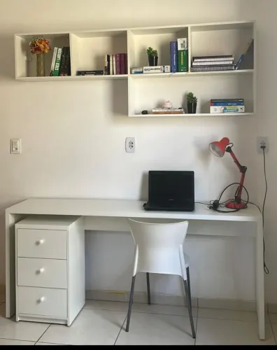 Escrivaninha completa
