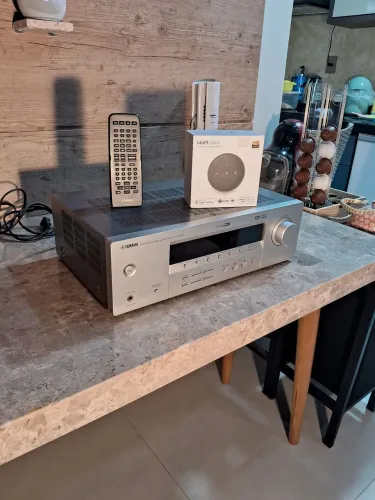 RECEIVER YAMAHA + REPRODUTOR HI RES