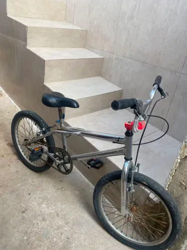 Vende-se uma bicicleta 500$