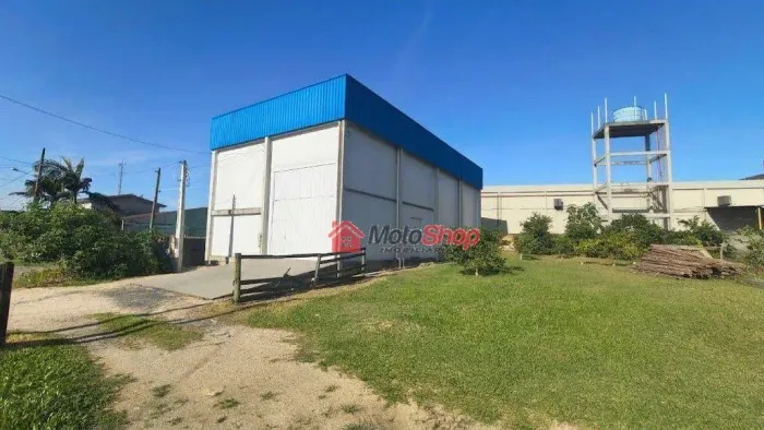 Pavilhão para alugar, 276 m² por R$ 8.500/mês - Coloninha - Araranguá/SC