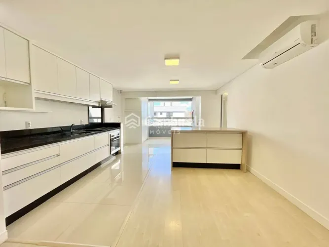 Apartamento 3 dormitorios (1 suite) Á Venda - Pedra Branca - Palhoça