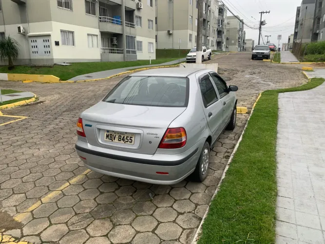 Volkswagen Fox City 1.0mi/ 1.0mi Total Flex 8V 3P 2007