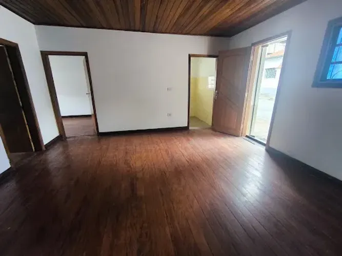 Casa com 2 dormitórios para alugar, 60 m² por R$ 1.900,00/mês - Taboão - São Roque/SP