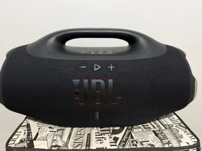 Jbl bombox 4 muito nova
