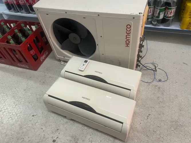 Ar condicionado Komeco - KOM3S27FC G2