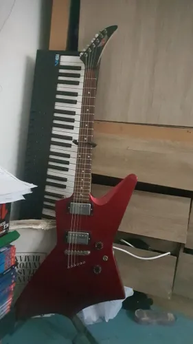 Guitarra gibson epiphone explorer 1982