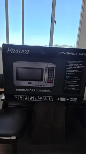 Microondas comercial prática