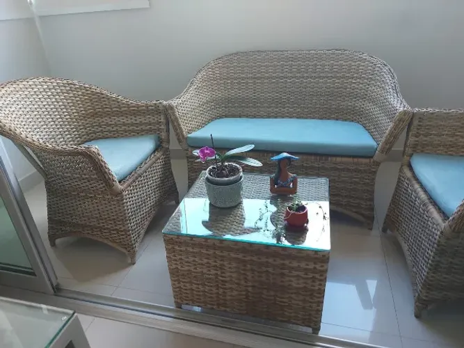 Jogo de cadeiras com Sofá e mesa de centro Aluminio e Fibra Sintética palha - Usado