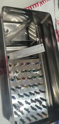 Caixa de metal de endodontia
