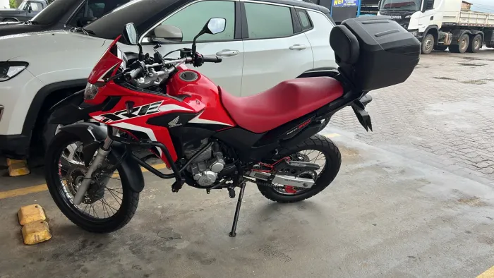 XRE 300 2010 com kit da 2022