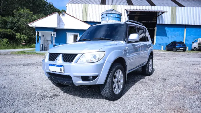 Mitsubishi Pajero TR4 2.0/ 2.0 Flex 16V 4X4 Aut. 2011