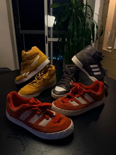 Adidas Forum Mid cinza + Adidas Adimatic + Reebok BB 4000 II Mid +