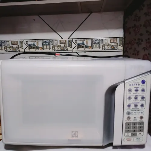 MICROONDAS 31 LITROS ELECTROLUX