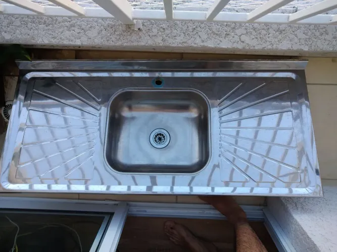 Pia de Cozinha em Inox com Suportes