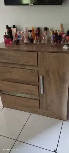 Vende-se essa cômoda 