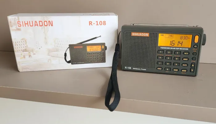 Rádio Sihuadon R-108 ( não é tecsun , sony , nem xhdata )