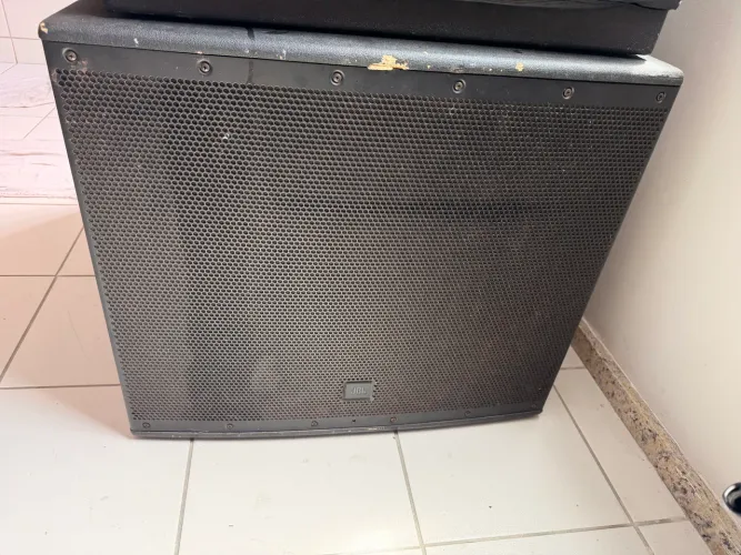 Subwoofer Ativo JBL EON618S 18 - 1.000 W