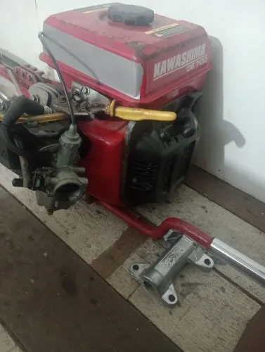 Vendo uma canoa baiola de corrida completa com motor e tudo