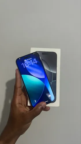 iPhone 16 Pro c/ Caixa