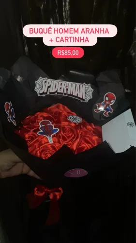 Buquê rosas eternas homem aranha para presente 