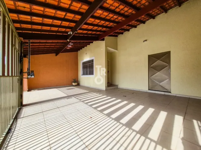 Casa térrea à venda no bairro Parque Centenário Jundiaí/SP | 3 quartos (2 suítes) | casa