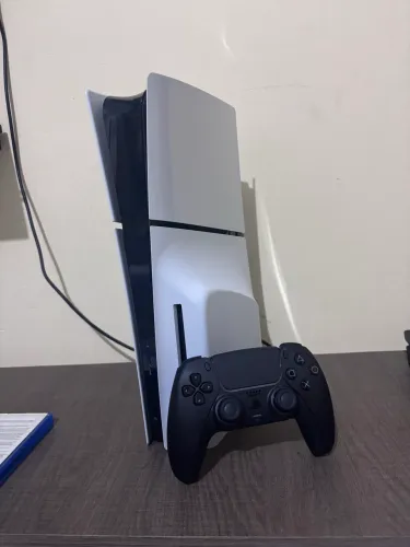 Ps5 com leitor de disco - 1 Controle preto 