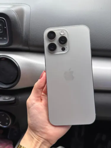 iPhone 16 pro max 256gb