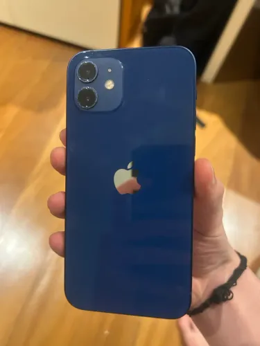iPhone 12 64GB - Bem Conservado - Com Caixa, Cabo Original, Capinha e Película