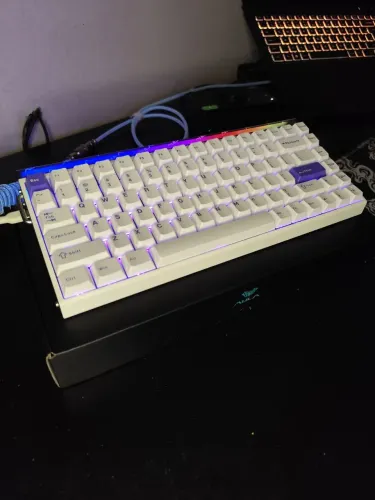 Teclado Magnético AULA HERO 84HE