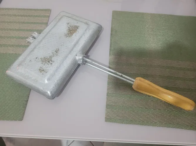 Sanduicheira alumínio dupla