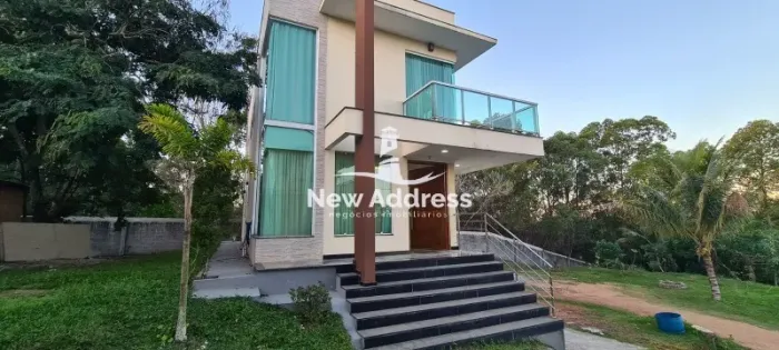 Casa Triplex de Alto Padrão à Venda no Retiro do Congo - Vila Velha