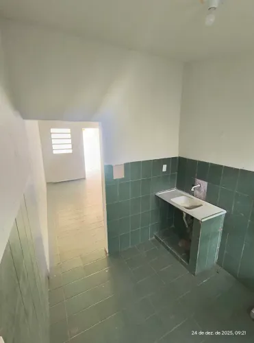 ALUGO/VENDA  (85 mil venda)no janga  2 quartos( R$:720,00 aluguel).